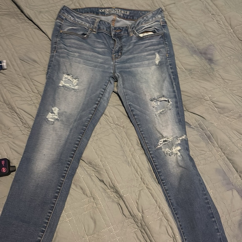 American Eagle Outfitters Light Blue Distressed Skinny Jeans